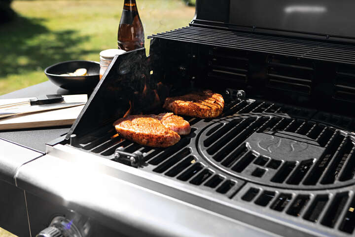 LANDMANN Triton 4.1 Gas- & Holzkohlegrill inkl. Grillaufsatz Edelstahl